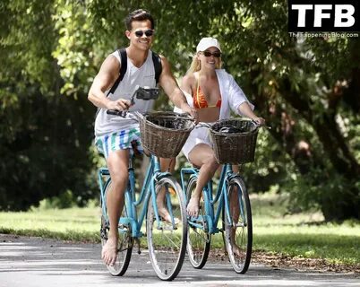 Holly Kingston Enjoys a Romantic Bike Ride with Jimmy Nicholson (29 Photos)...