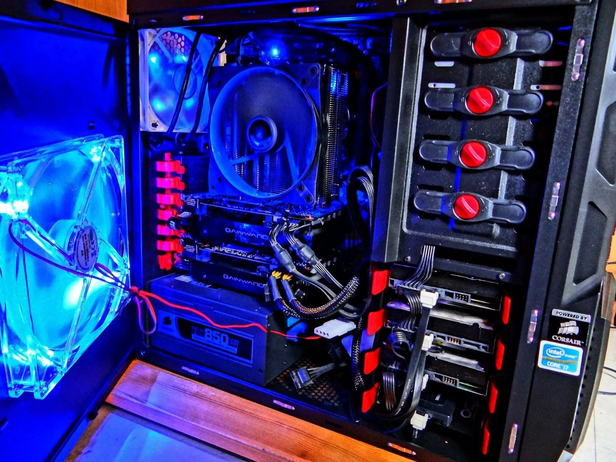 Игровой пк. Aston martin vulcan 2015. Aston martin vulcan 24. Пушка gau-8/a калибр. Разрушительное ранчо дробовик.