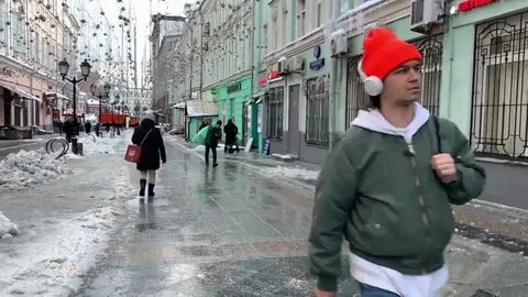 Такер в магазине в москве видео