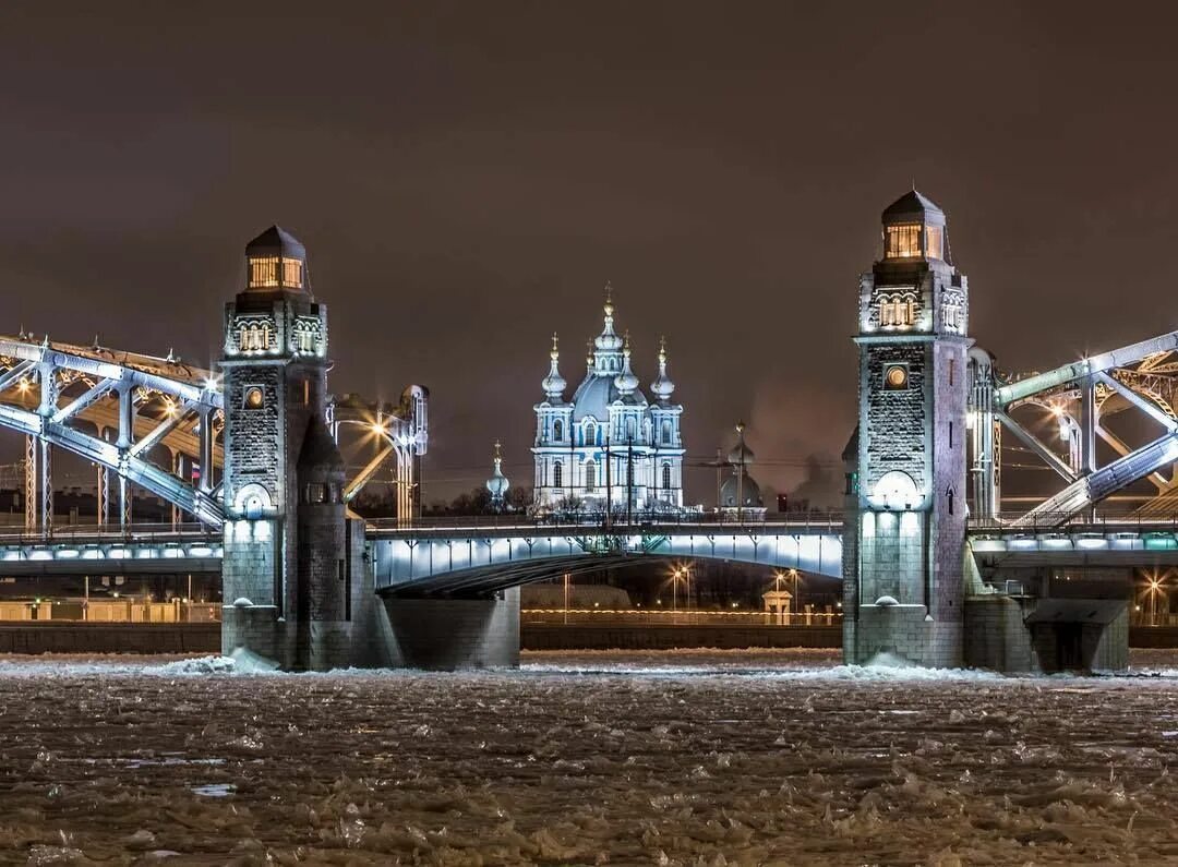 Мост петра великого в санкт. Мост Петра Великого Большеохтинский мост. Большеохтинский мост в Санкт-Петербурге зимой. Тауэрский и Большеохтинский мост.