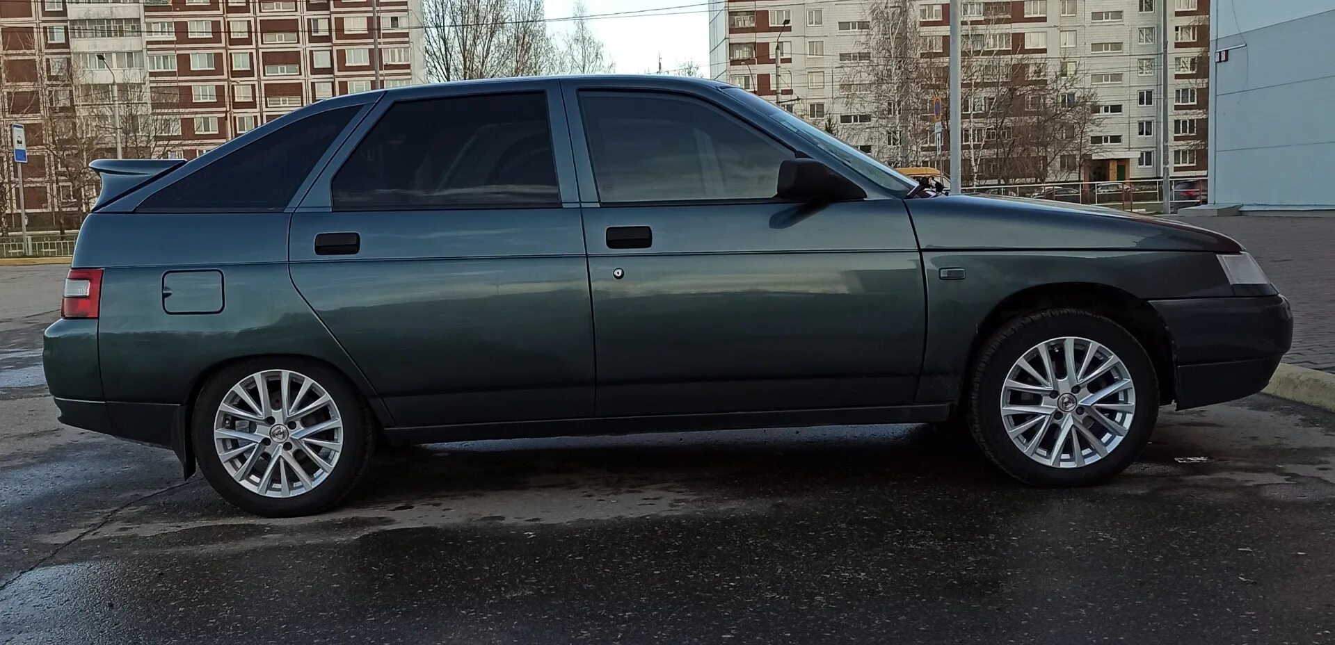 Ваз 2112 занижение -50. Минуса ваз 2112. Ваз 2112 занижение -120. Ваз 2112 на пружинах -120. Ваз 2112 -50.