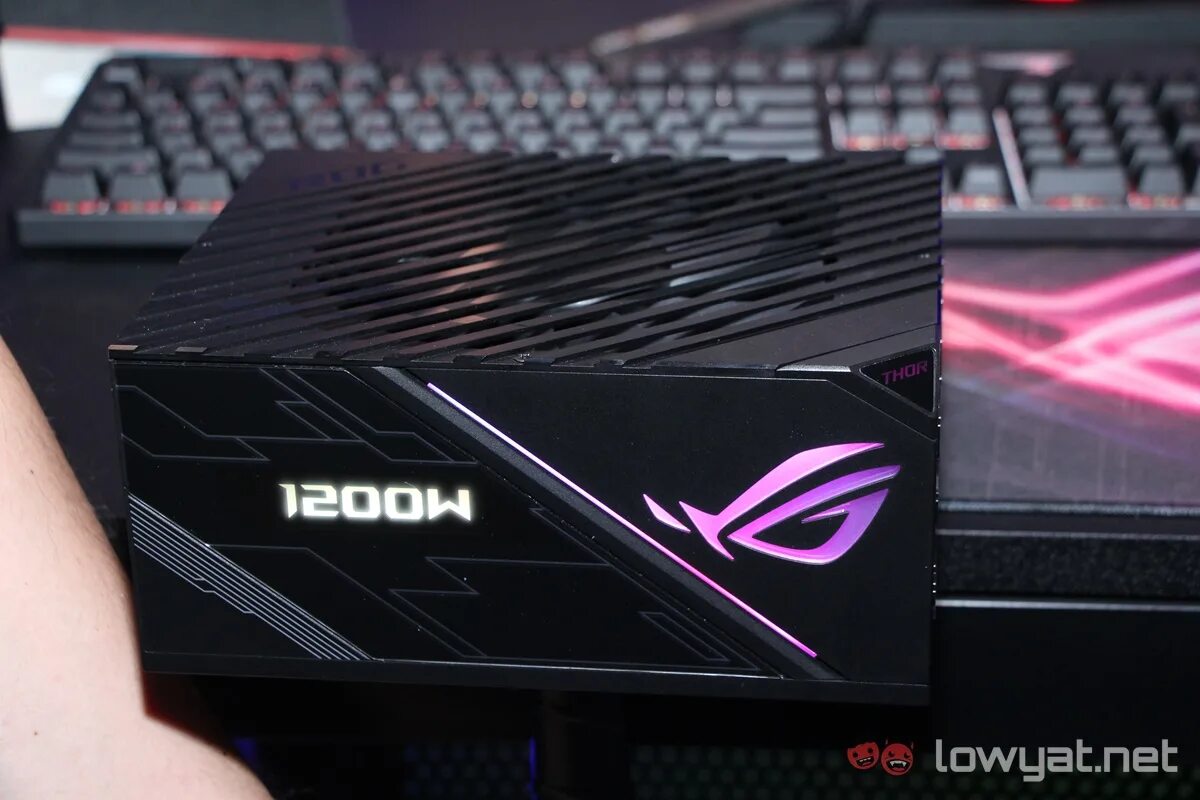 Asus rog thor platinum ii. Asus rog thor 1200w platinum. asus rog 1200w. asus rog thor 1200w. asus rog thor 1200w plus platinum rgb.