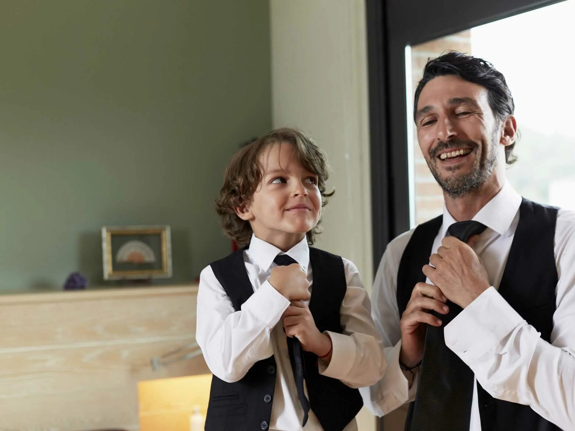 Воспитание ребенка. Воспитание ребенка. Образец для подражания. Подражание образцам взрослых. Подражание детей для презентации.