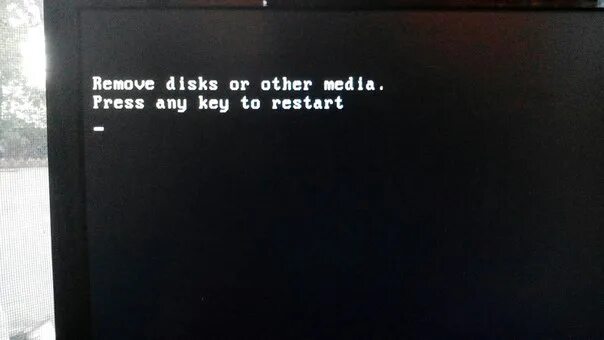 Remove Disks or other Media Press any Key to restart. Press any Key to Boot from USB. Press any Key to restart. Remove Disks or other Media Press any Key to restart при установке с флешки.