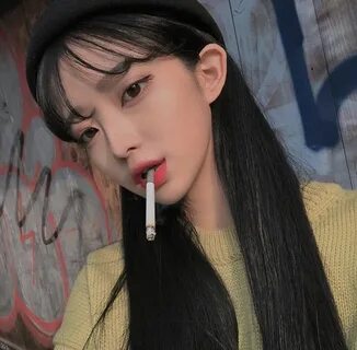 Smoking Ladies, Girl Smoking, Korean Photoshoot, Cigarette Girl, Angels Bea...