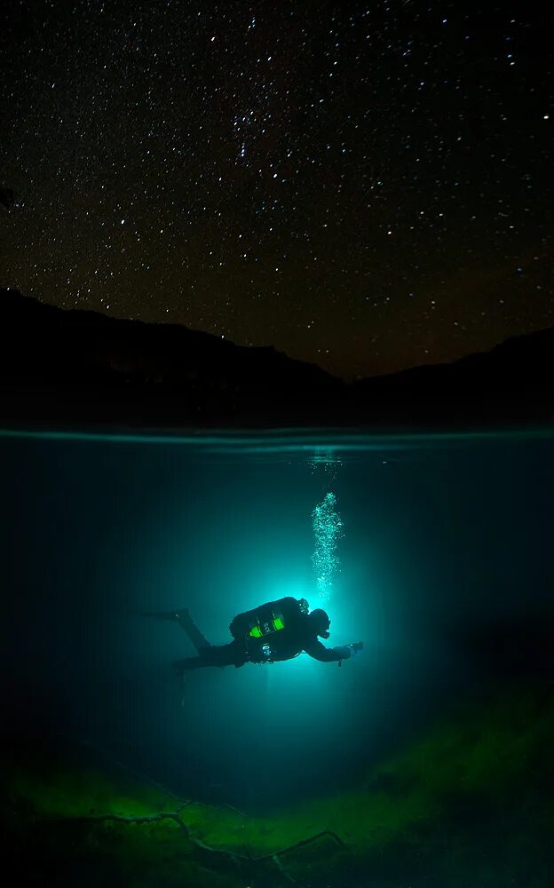 Погрузиться в темноту. Подводный фотограф Лягушкин.