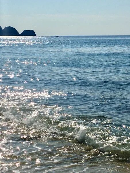 Песни море гладь и шум волны. Море гладь и шум волны. Море гладь и шум. Шум волн. Море гладь и шум волны слушать.