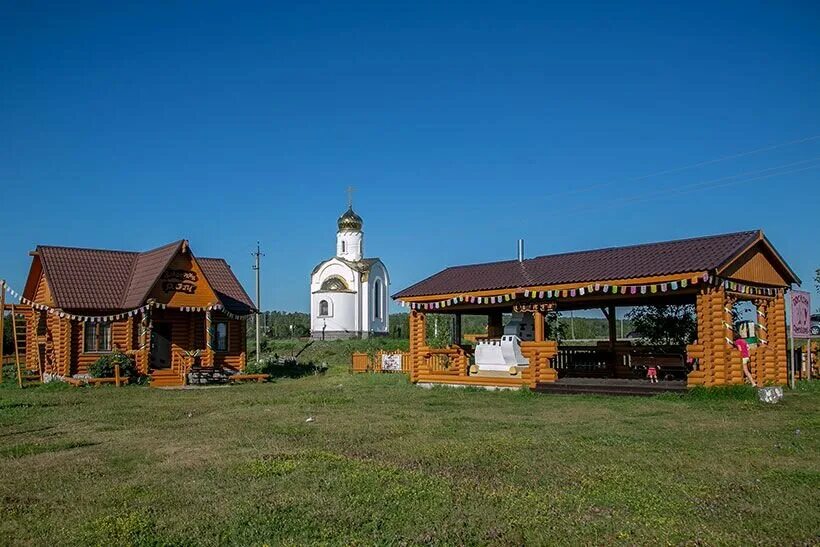 Новый шарап новосибирской. Деревня Геннадия Заволокина. Заволокинская деревня Ордынский район. Новый Шарап Заволокинская деревня. Музей Геннадия Заволокина Новосибирская область.