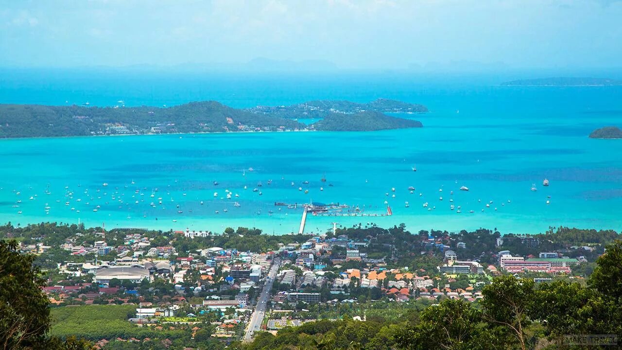 Ао чалонг пляж. Буддийский храм ват чалонг. Залив чалонг пхукет. Храм ват чалонг пхукет будда. Chalong phuket.