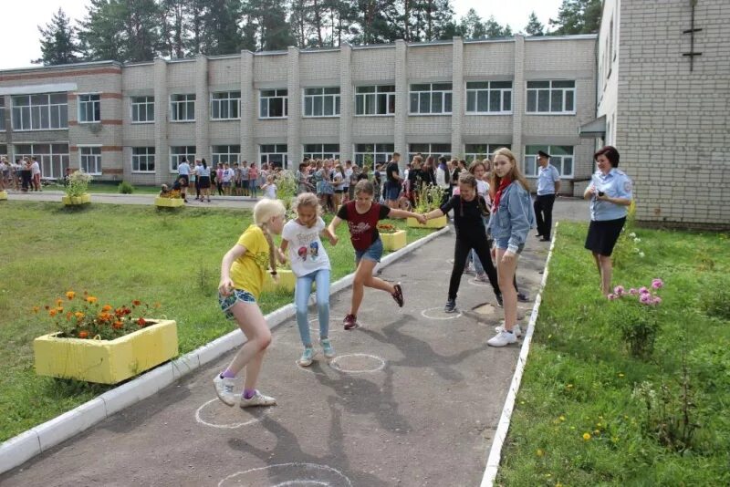 Ковылкино мордовия сосновый бор. Сосновый бор санаторий ковылкино. Ковылкино мордовия сосновый бор. Санаторий сосновый бор в ковылкино мордовия. Лагерь сосновый бор ковылкино.