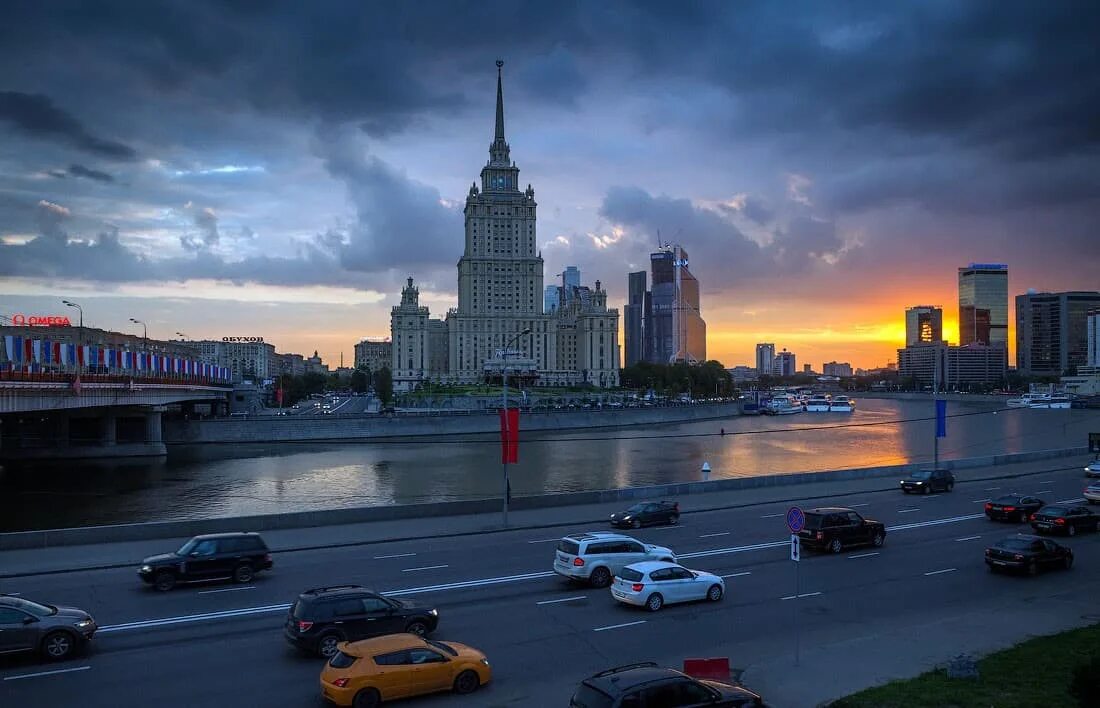 Страна меньше москвы. Москва красиво. Места в Москве. Красивый Кадр Москвы. Интересные места в Москве.