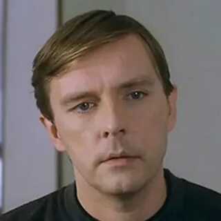 Нилов актер улицы разбитых