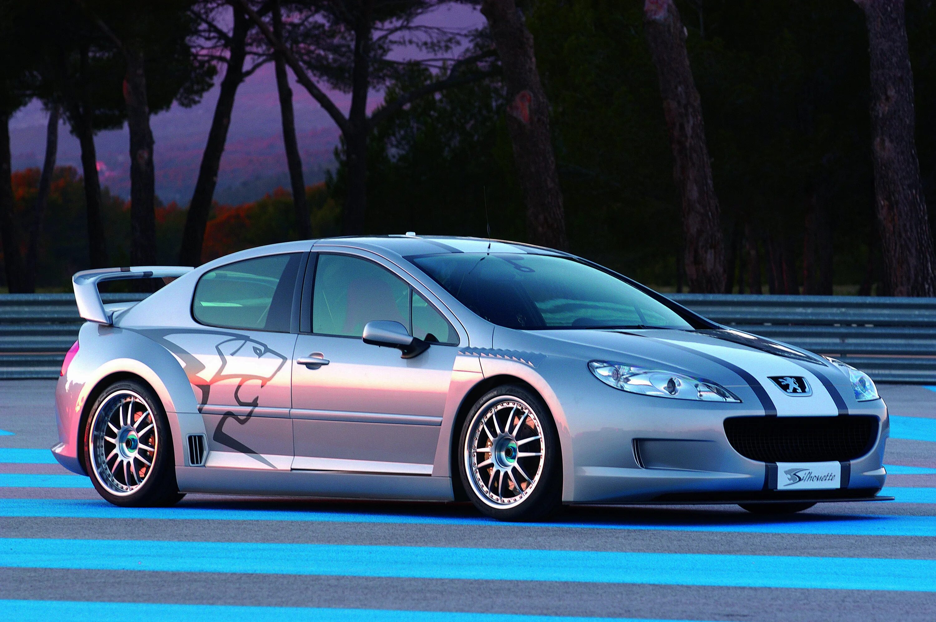 Тюнингованная пежо. Peugeot 407. peugeot 407 tuning. peugeot 407 silhouette. пежо 407 concept.