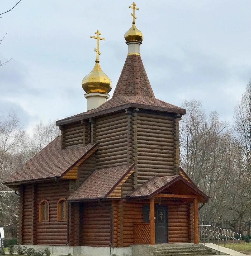 Храм михайловск. Храм СНИИСХ Михайловск. Храм Георгия Победоносца Михайловск.