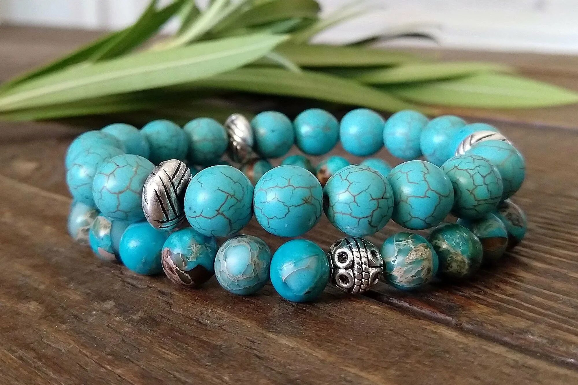 кому подходит говлит по знаку зодиака. белый говлит минерал. говлит бирюзовый граненый камень. камень минерал говлит. прессованный говлит.