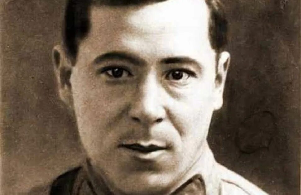Мусад жали. Муса джалиль. Джалиль писатель. Джалиль писатель. Муса джалиль герой советского союза.
