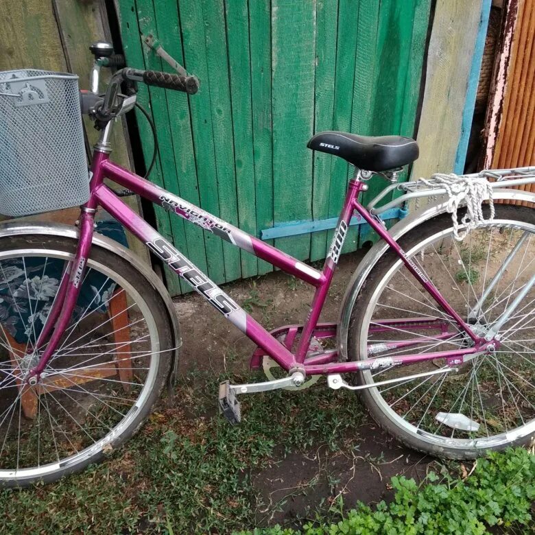 Авито купить велосипед бу женский. Дамский велик. Велосипед большой Дамский. Велосипед Дамский на Юле. Велосипед Дамский 1990 года.