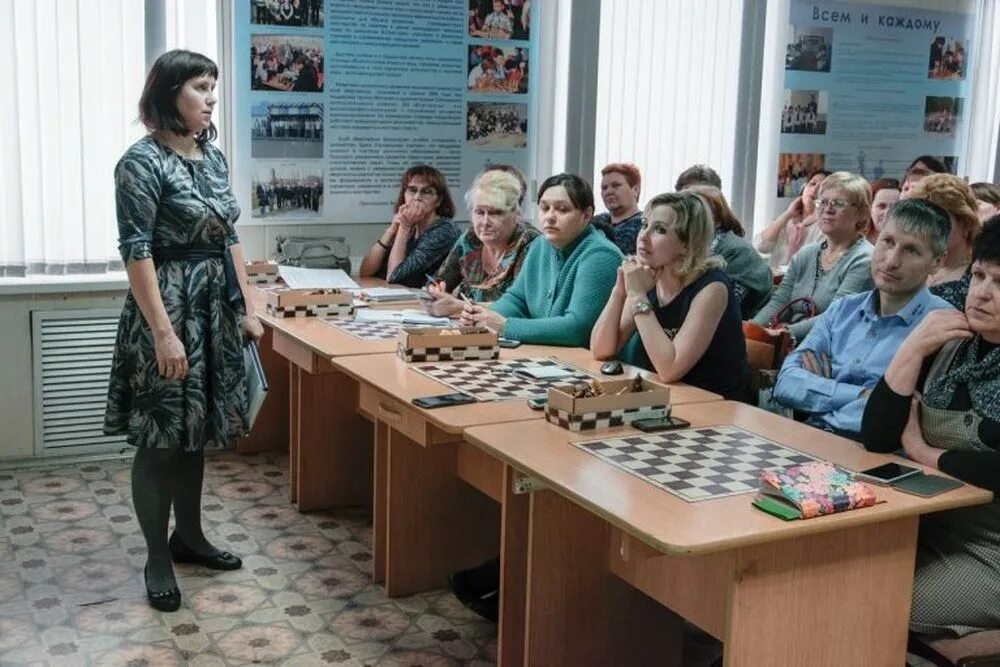 школьные занятия. школа 37 златоуст. златоуста. школа 27 златоуст. школа 10 златоуст.