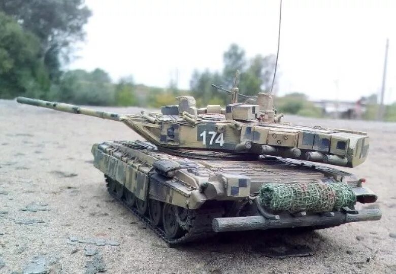 Легкий танк cv90120-t. Танк объект 640 черный орел. Т-72 "каррар". Xm2001 crusader. Черный т 90.