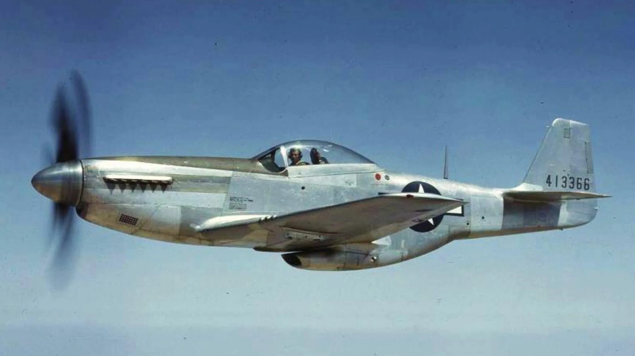 Р 51 истребитель. P-51c mustang. истребитель мустанг. истребитель p-51 мустанг в тайване 1955 год.