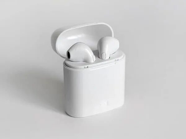 Деппа наушники беспроводные АИР про Будс. Deppa Air Buds vs AIRPODS. Наушники Аппле АИР под 3. Эйр Бадс ax1215. Аир бадс наушники