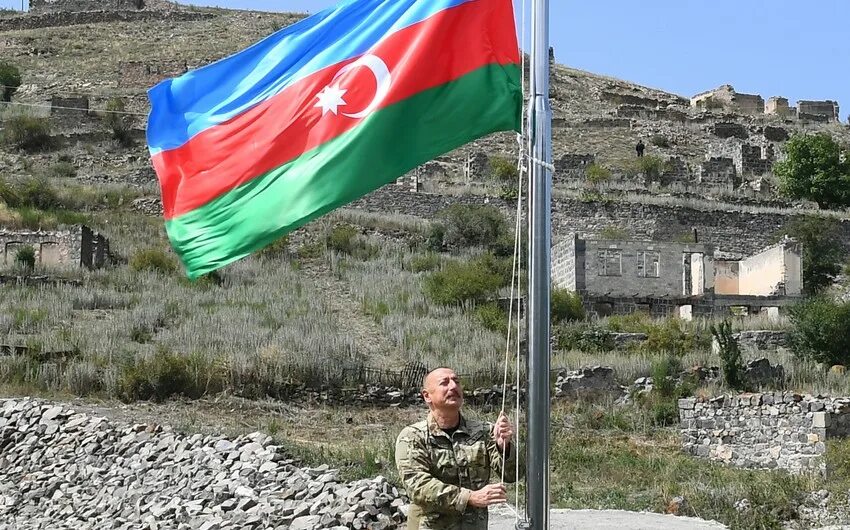 Азербайджан вернула. Кельбаджарский район Азербайджана. Генерал Азербайджана кельбаджар. Освобождение Азербайджана. Карабах Азербайджан.