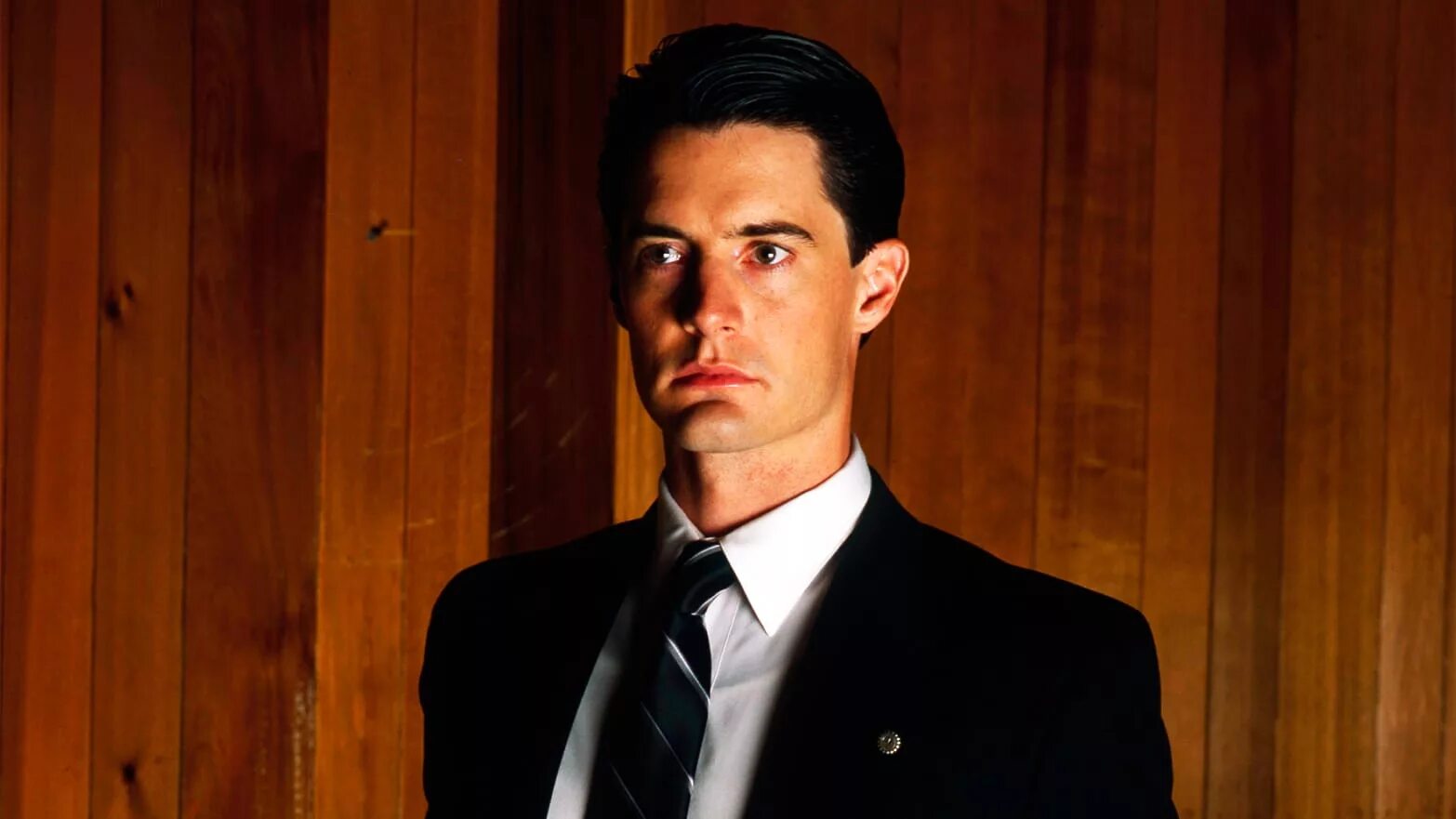 твин пикс агенты фбр. кайл маклахлен твин пикс 1990. спецагент дейл купер. твин пикс агенты фбр. твин пикс агенты фбр.