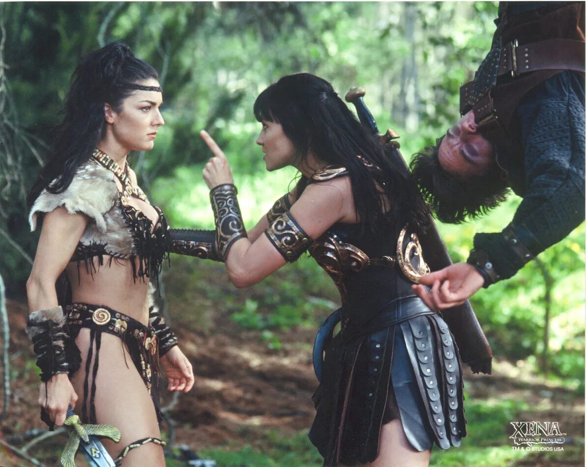 Pirates stagnettis revenge. амазонки 18 фильм. футболки с амазонками. амазонки фильм 1996. месть амазонки.