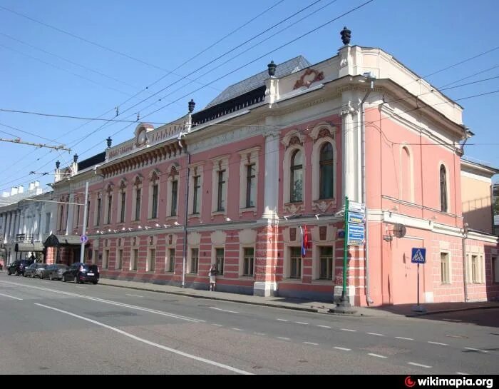 Академия пречистенка. Академия художеств Москва, ул. Пречистенка, 21. Усадьба Морозова на Пречистенке. Пречистенка усадьба Морозова Российская Академия художеств. Выставочный зал рах Пречистенка 21.