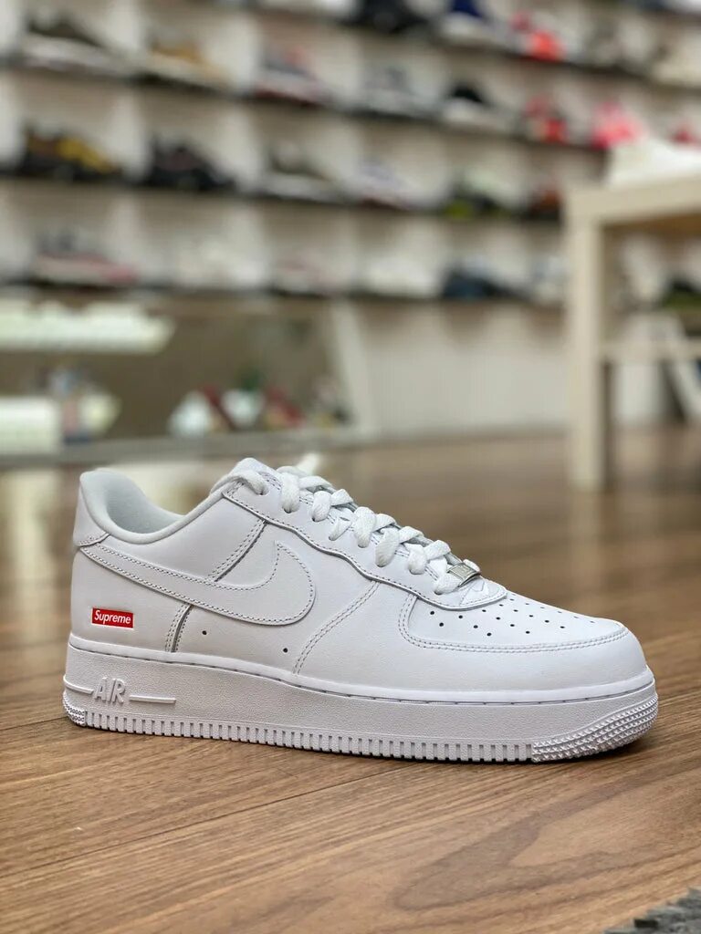 Nike air forse. Nike Air Force 1. Nike Air Force 1 Low Supreme White. Nike Air Force 1 Low Supreme. Nike Air Force 1 Low.