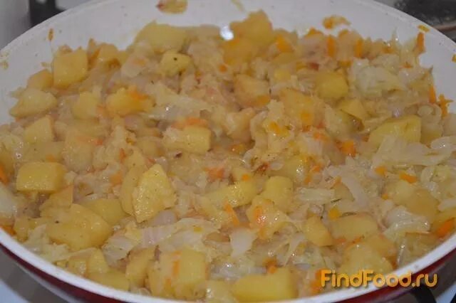 пекинская капуста с картошкой рецепты. тушеная пекинская капуста. хендай салата белая. тушёная пекинская капуста рецепт в духовке при диете. пекинская капуста с картошкой рецепты.