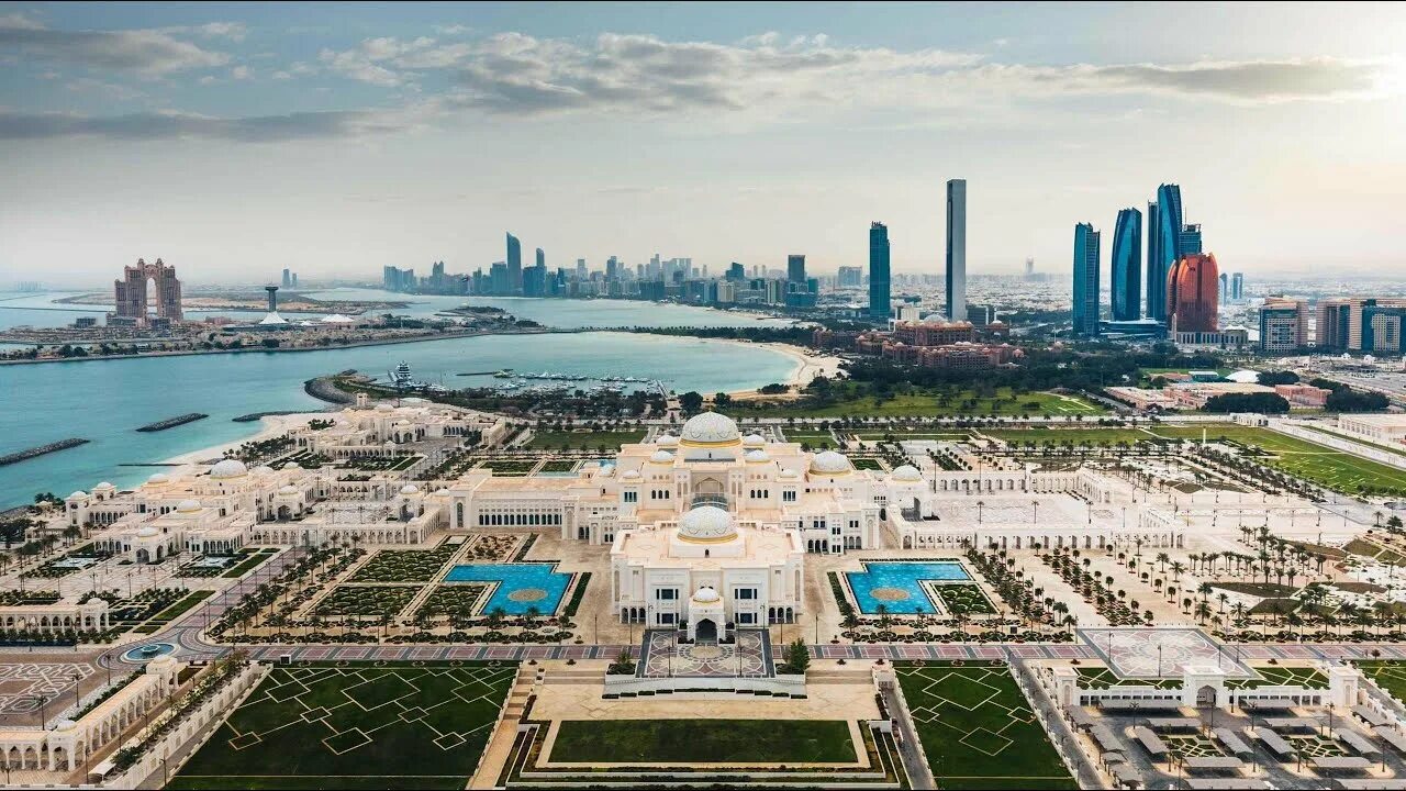 Столица ОАЭ Абу-Даби. Абу-Даби (эммират). Площадь Аль Иттихад в Абу-Даби. Катар Абу Даби.