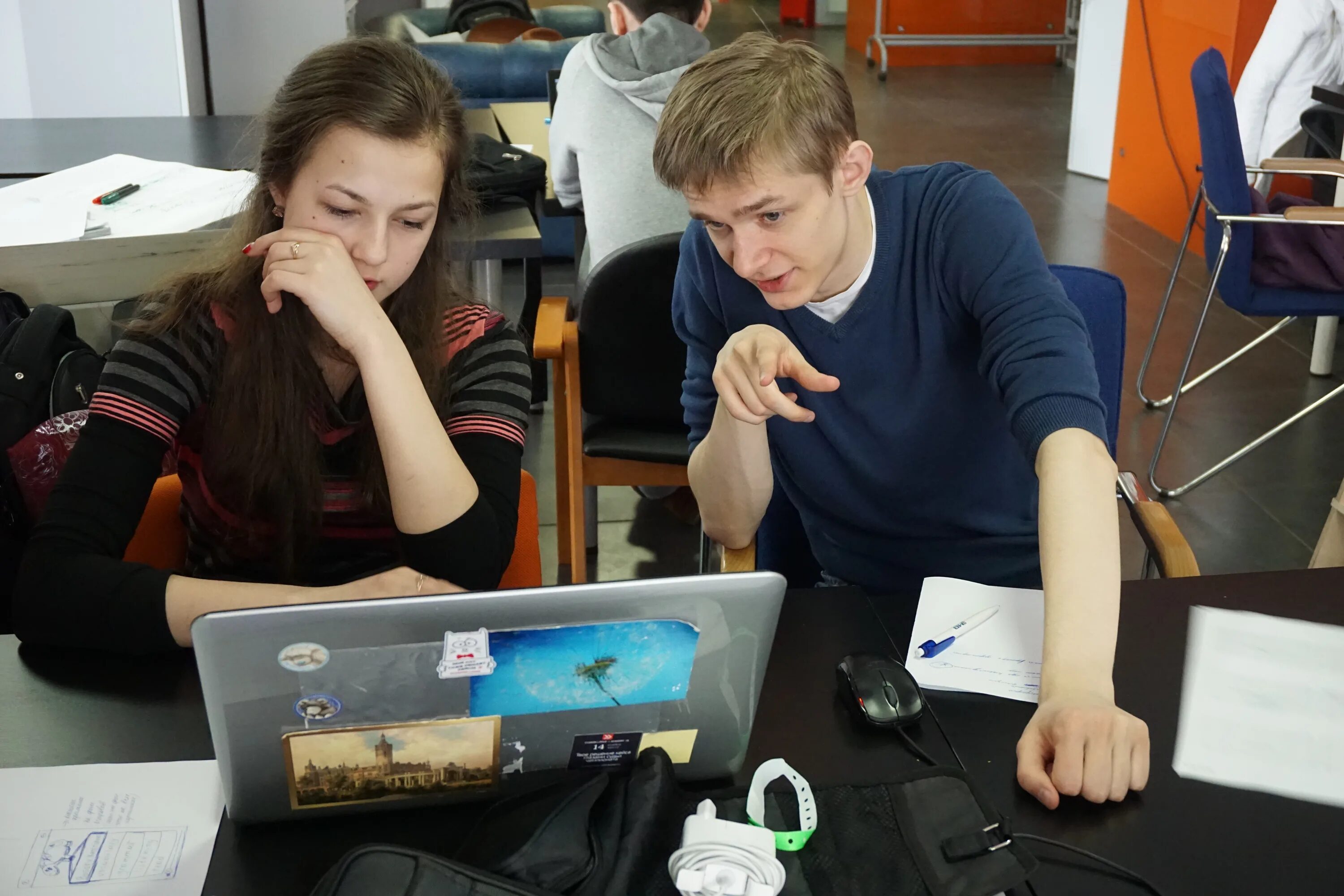 Iterative стартап. успешный профессиональный опыт apple. группа программистов. ольга зиновьева elementaree возраст. три стартапа.