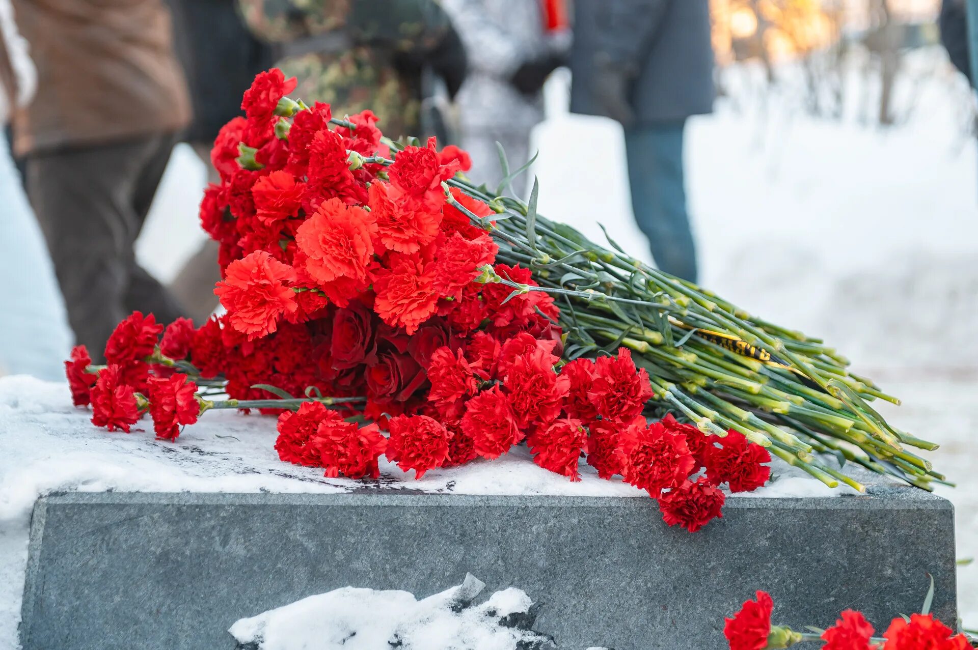 Памяти погибших. Сведения о погибших магаданцах. Достопримечательности Нерюнгри память о погибших бойцах. Магадан память о погибших в.