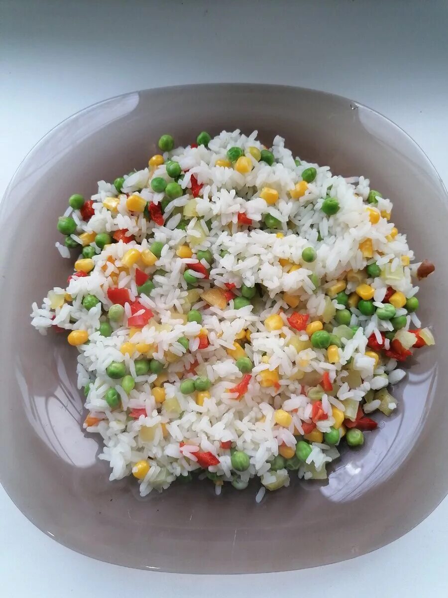 Гавайская смесь (рис,горошек,кукурузы,перец). Гавайская смесь Greenola. Рис с овощами. Овощная смесь с рисом.