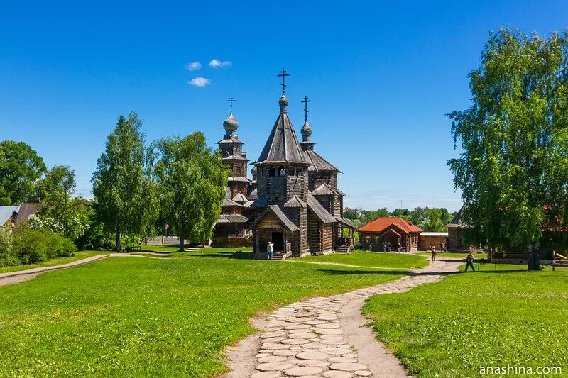 Музей деревянного зодчества картинки. Музей деревянного зодчества в Суздале. Музей деревянного зодчества в Суздале Церковь. Музей деревянного зодчества и крестьянского быта в Суздале. Суздаль музей деревянного зодчества Воскресенская Церковь.