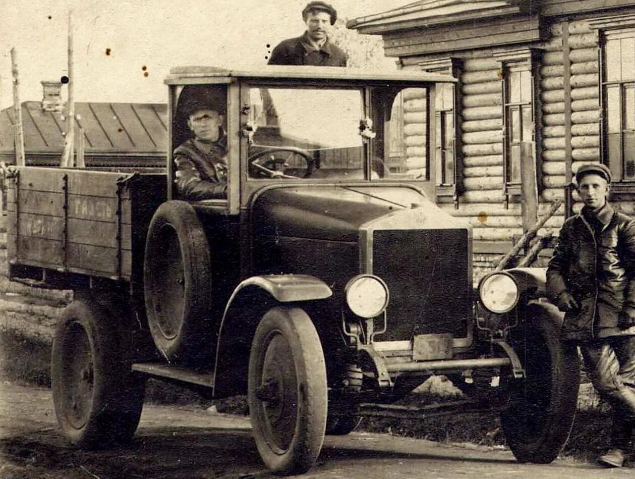 Москвич 412 гаи. Москвич 2140 автоэкспорт. Иномарки в ссср в 70 годы. Зил амо ф 15. Автомобильный архив.
