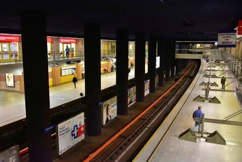 Metro center station