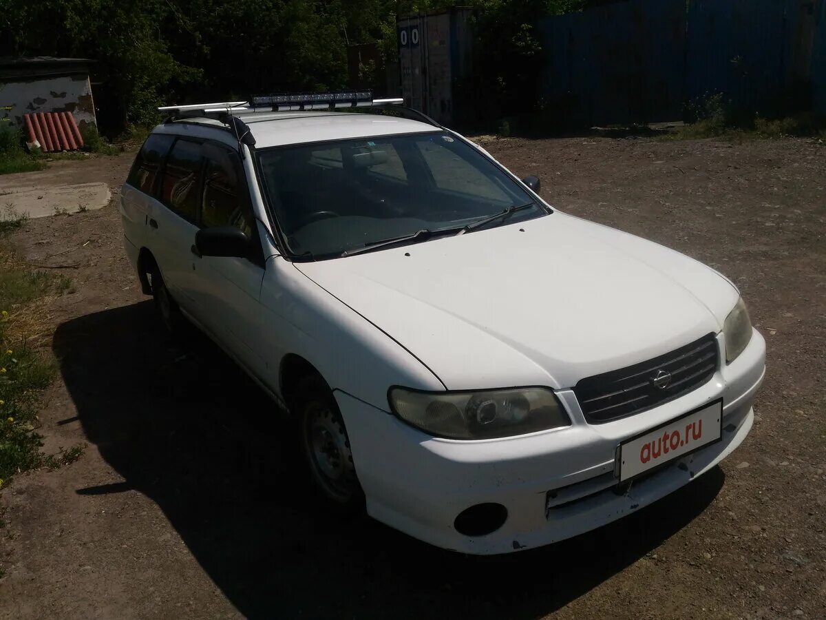 Ниссан универсал 2000. Nissan expert 2000.