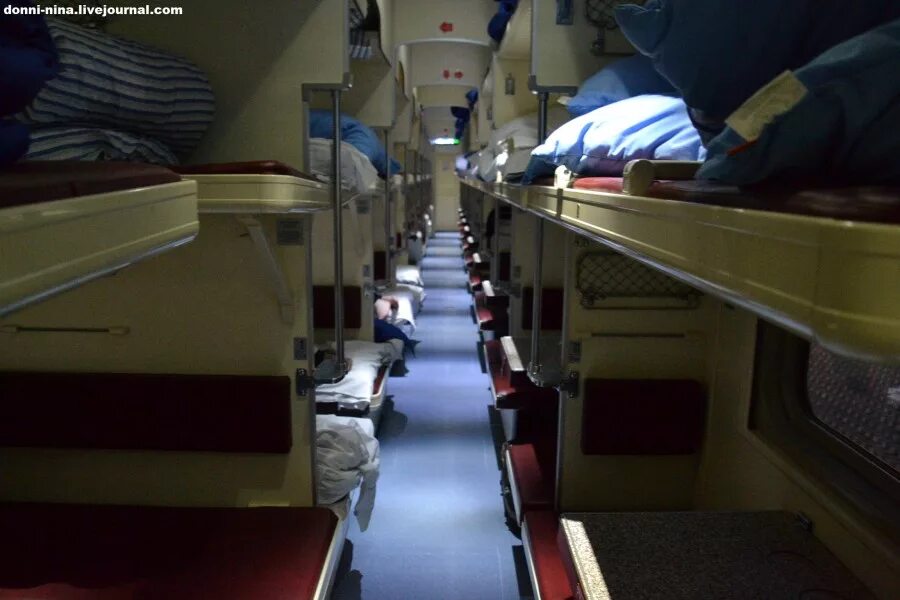 Орск москва поезд плацкарт. Новый вагон плацкарт 2022. Плацкарт в поезде. Невский экспресс плацкарт. Новый поезд оренбург москва.