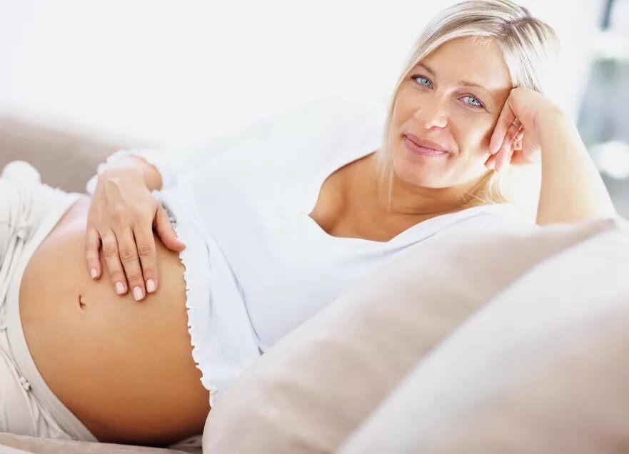 Поздняя беременность. Беременные женщины. Береминыеженщиныввозрасте.