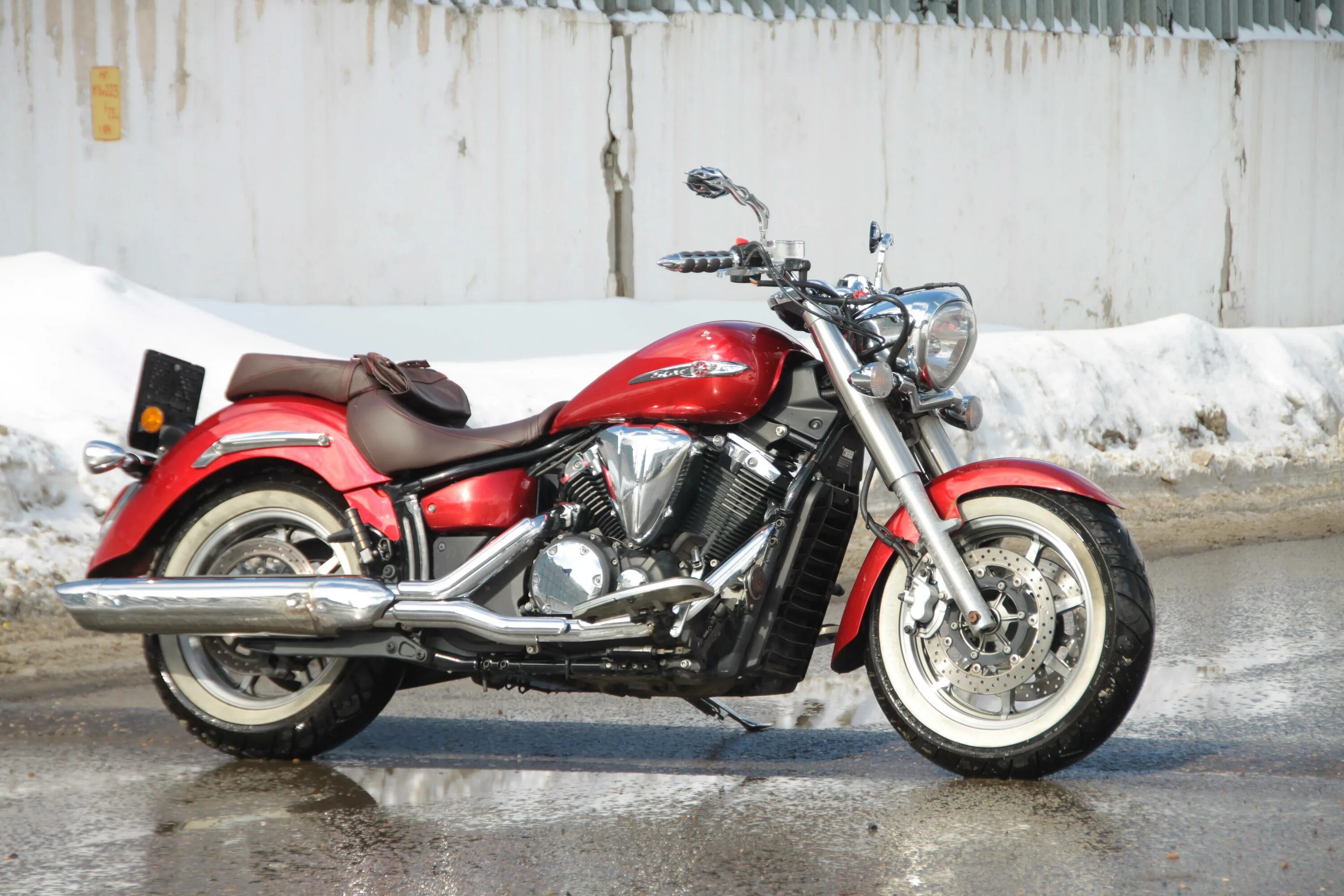 Yamaha xvs 1300. Ямаха xvs 1300 midnight star. Xvs 1300 характеристики. Yamaha xvs400 фара. Yamaha xvs 1300 v-star.