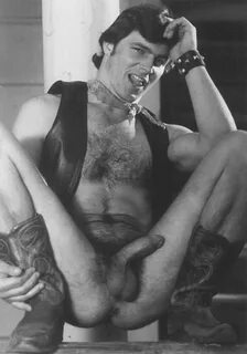 Vintage Gay Porn #gayvintage #vintagegay #nicecockandballs.