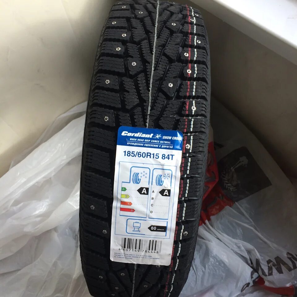 Купить зимнюю резину r15 спб. Cordiant Snow Cross 185/60 r15. Cordiant Snow Cross 185/60 r15 84t. 185/60/15 Cordiant Snow Cross. Cordiant Snow Cross 2 185/60 r15.