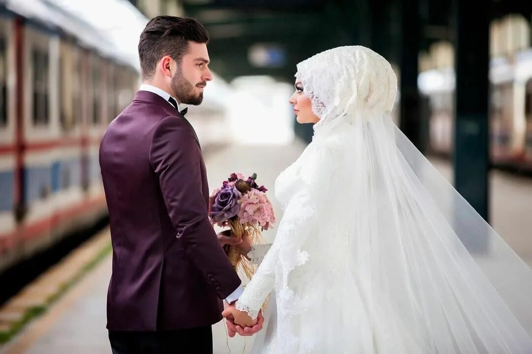 Мусульманская брачная. Свадьба в Исламе. Мусульманские Свадебные платья. Невеста в Исламе.