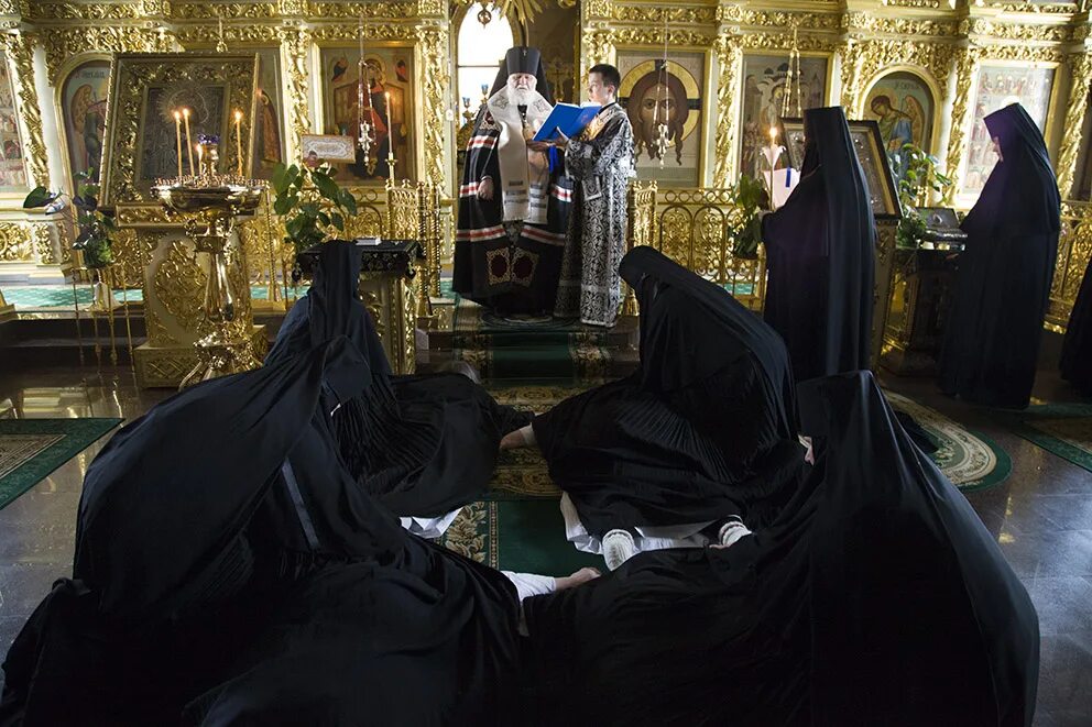 абхазия женский монастырь игуменья херувима. монахиня варвара тихомирова спасо-бородинский монастырь. игумения софия болотова шамордино. женский монастырь постриг в монахини. симбирский спасский женский монастырь ульяновск.
