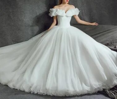 Сонник пышные платья