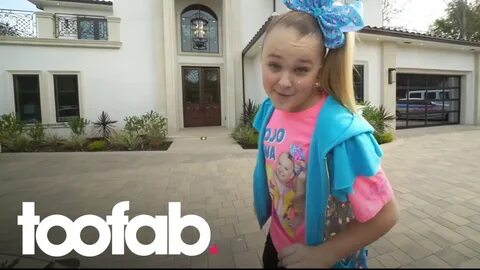 JoJo Siwa Gives Tour of Her Bedroom in STUNNING New L.A. Mansion toofab.