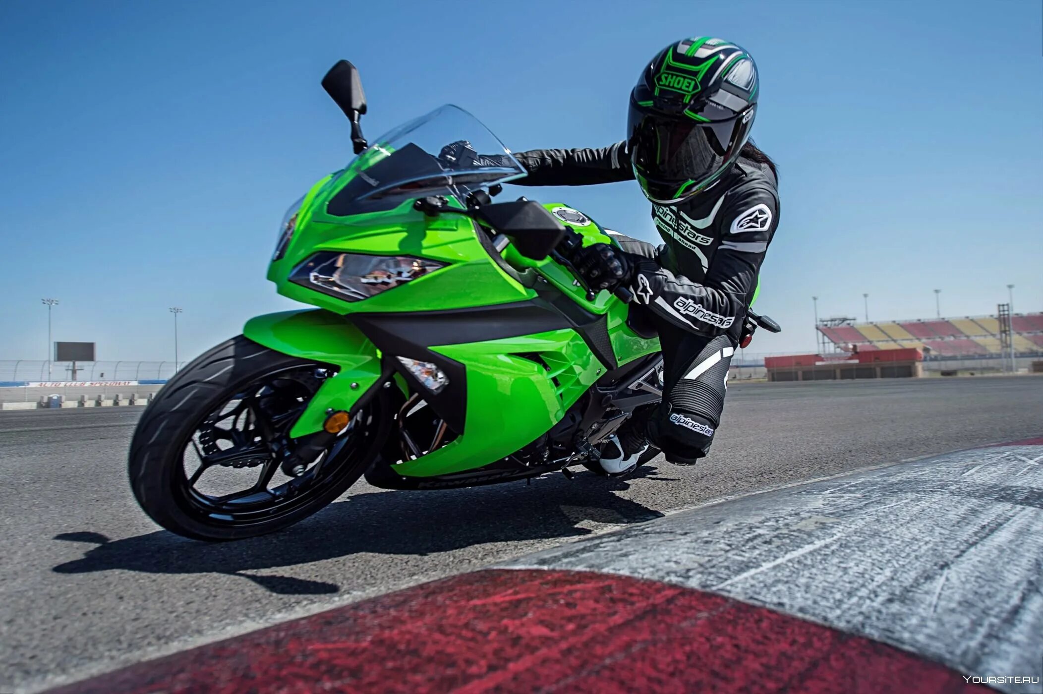 Кавасаки ниндзя 400 2020. Мото кавасаки ниндзя 400. Kawasaki ninja 400r. Байк кавасаки ниндзя. Кавасаки ninja.