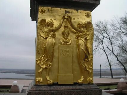 Памятник в честь пожарского